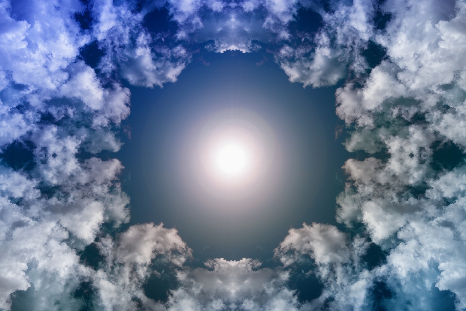 sky-3513221_1920